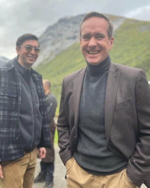 Succession Tom Wambsgans Black Blazer S04