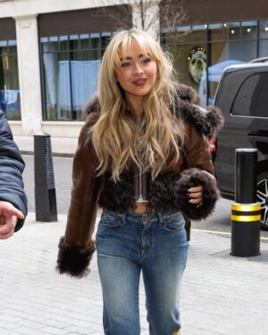 Sabrina Carpenter Brown Cropped Leather Jacket