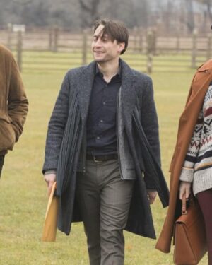 Succession Roman Roy Black Coat S01